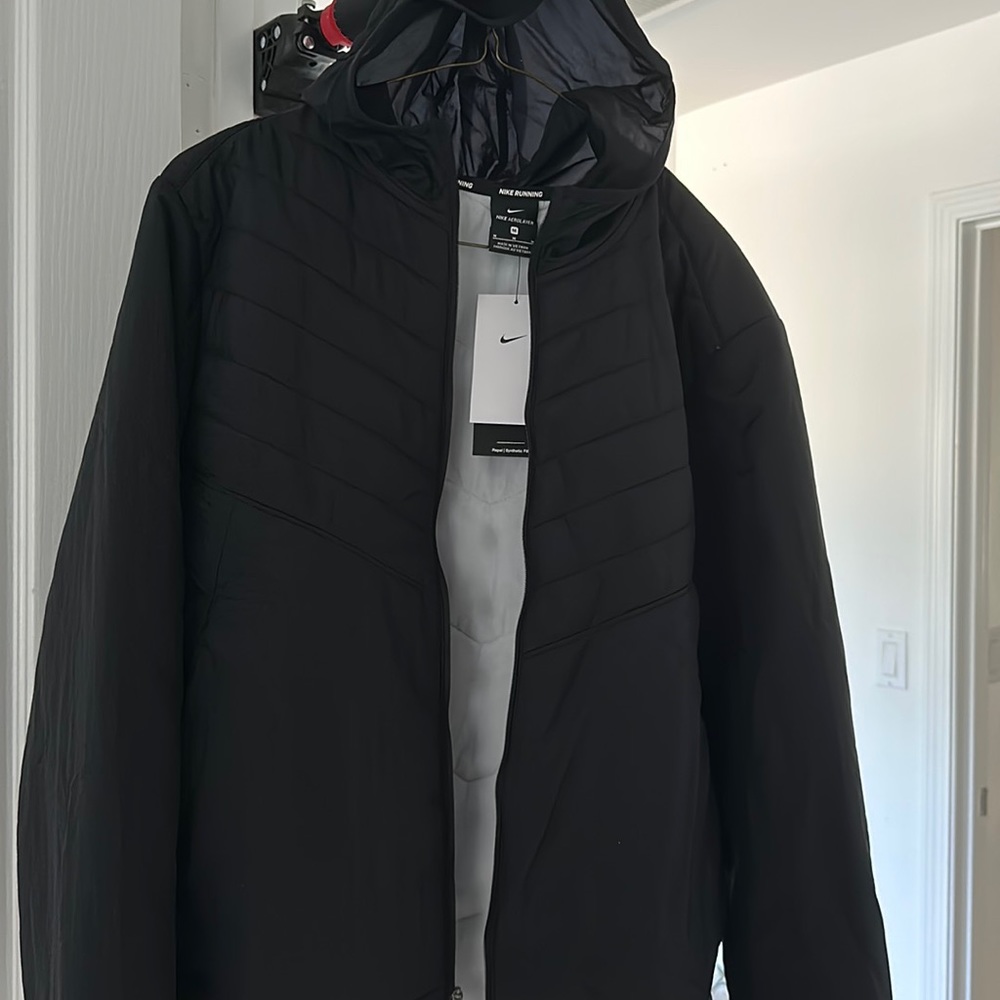 Nike men’s aerolayer jacket